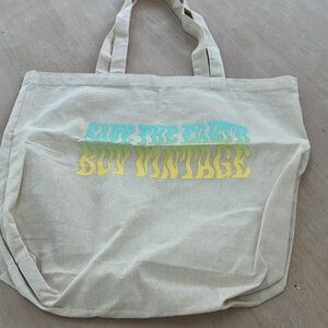 Tote bag